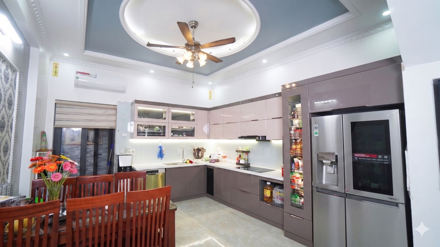 Tủ bếp Inox Cánh Kính CK05